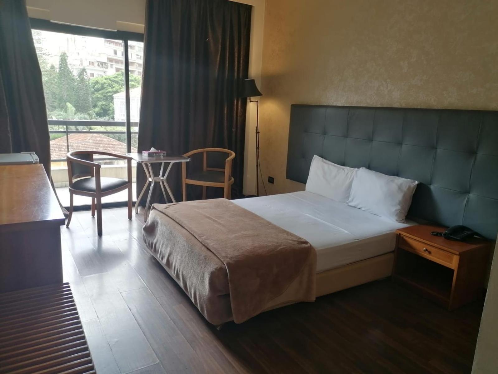Charles Hotel Beiroet Buitenkant foto