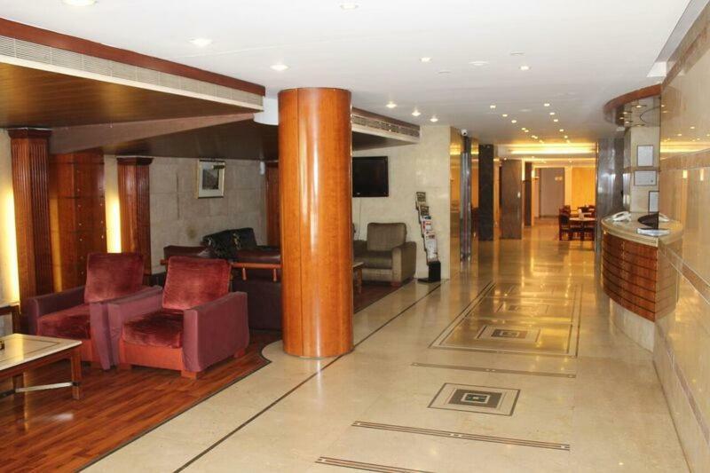 Charles Hotel Beiroet Buitenkant foto